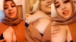 Jilbab Seksi Menggoda Dengan Toge Yang Membuat Nafsu Bergelora