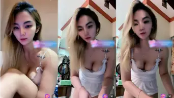Live Streaming Cici Bai’s Smooth Cleavage