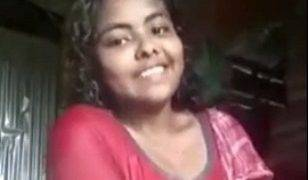 Sultry Saree Shedding: A Steamy Bengali Bath & Tease