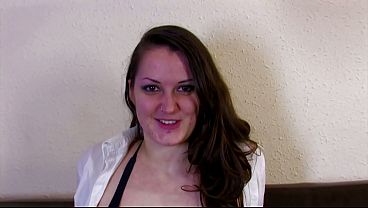 Voluptuous Beauty Bouncing On A Massive, Throbbing Shaft