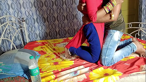 शादीशुदा छात्रा को उसके घर जाकर ज़ोरदार चोदा – गर्मागर्म हिंदी आवाज़ में – पहला हिस्सा