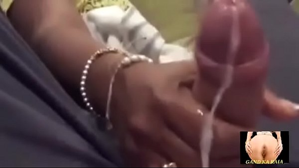 Sensual Strokes From A Desi Goddess