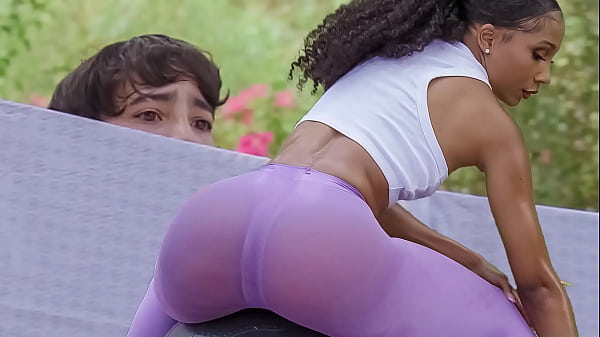 Peeping On The Ripe Housewife’s Private Sweat Session