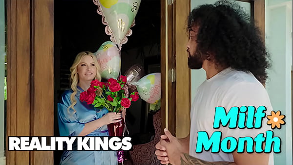 Thick And Lonely Jenna Starr Gets A Mother’s Day Surprise When James Shows Up To Ring Her Bell And Fill Every Need