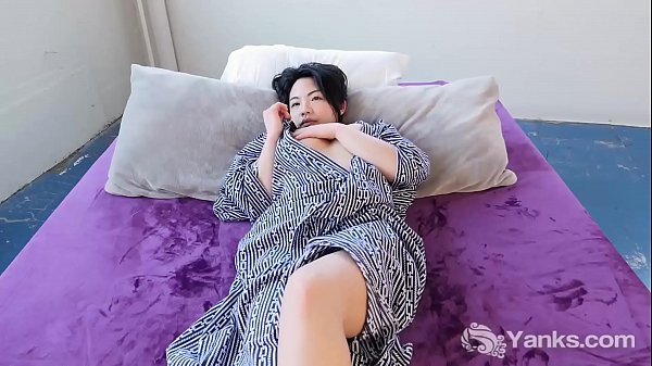 Golden Obsession: An Asian Beauty’s Self-love Fantasy