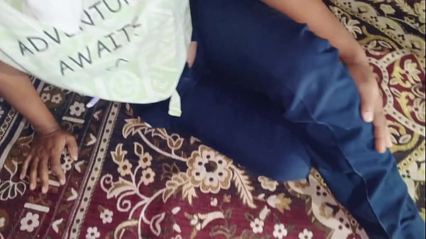 Desi Bhabhi Ka Geela Pyaar, Devar Ne Chudai Ke Beech Chakh Liya Uska Mitha Pani