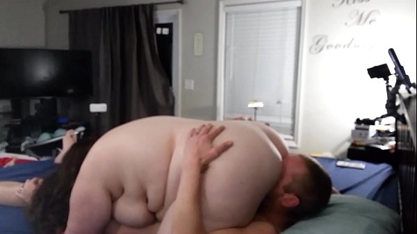 Curvaceous Wife Gets A Thick, Creamy Filling