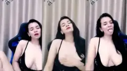Amora Live: Peeling Off Her Lingerie, Revealing Her Inner Desires