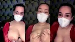 Bersama Upil Spiderman, Uting Menggoda Dengan Nenen Yang Menggairahkan!