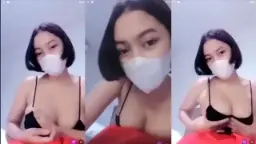 Goyang Payudara Montok Gadis Rambut Pendek