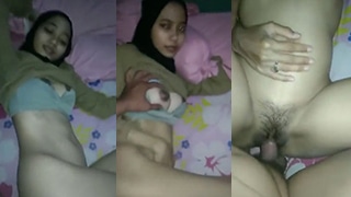 Malam Panas Di Kostan: Entot Hijab Gaya Samping Yang Menggoda