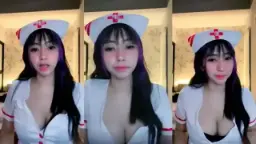 Rianti Suster, Host Baru Yang Menggoda Dengan Belahan Dadanya Yang Menggairahkan