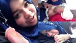 Tante Berjilbab Menggoda Di Dalam Mobil