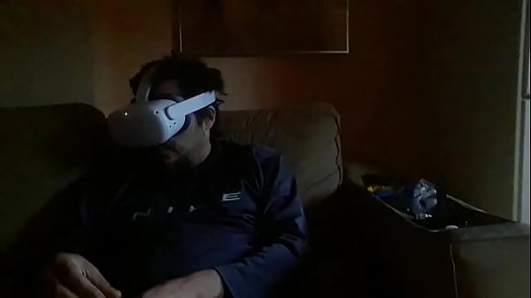 Follando Con Fantasías Digitales: Tu Mano Y El Mundo Virtual Se Fusionan En Placer