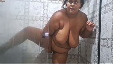 Depilando Com Tesão E Gozando Em Jato No Natal