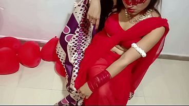 Sizzling Newlywed Indian Bride In Crimson Sari Pleasures Her Desi Husband On A Steamy Valentine’s Night – Uncensored Full-length Hindi Xxx