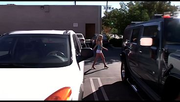 Mature Seductress Hillary Scott Delivers A Deep, Passionate Blowjob