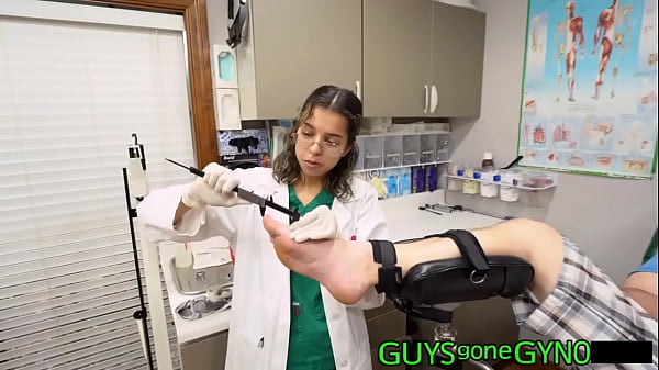 Sole Seduction: Mi Monroe & Aria Nicole’s Kinky Clinic Where Patient Feet Become Their Playthings