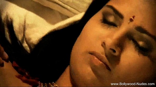 Sultry Indian Milf Seduction: A Bollywood Fantasy Unleashed