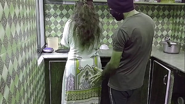 Spicy Desi Bhabhi Gets Ravished In The Kitchen While Cooking – Hindi Moans