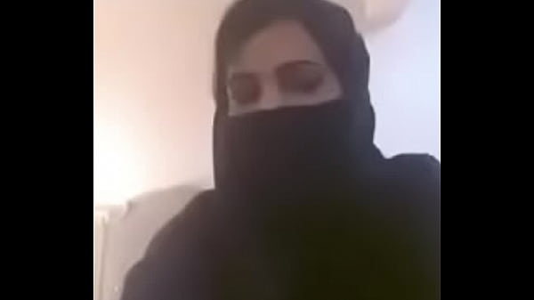 Unveiling The Allure: A Sultry Journey Through @hijabdoing’s Tweets
