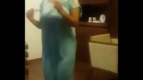 Sizzling Desi Temptress Grinds And Grooves
