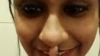 Live Cam Desires: Tamil Beauty’s Intimate Solo Session