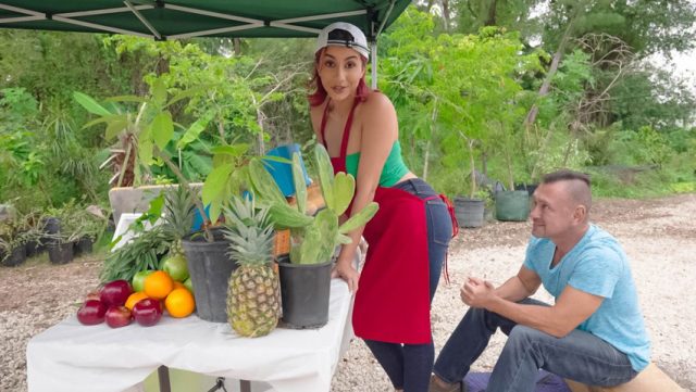 Plump And Juicy: Fresh Corn Gets Harvested By Reality Kings