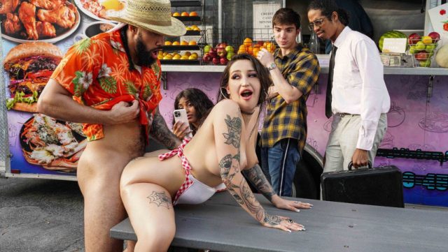 Serving Up Juicy, Greasy Backside Delights At The Mobile Eatery