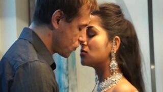 Sultry Kerala Cougar Hungrily Devours Her Pale Lover’s Throbbing Shaft