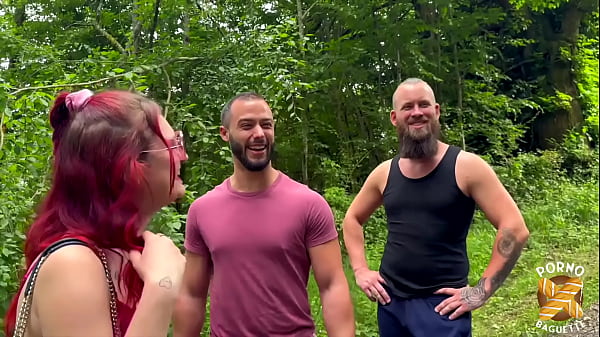 Trixy, La Rousse En Chaleur, Toujours Avide De Queues à Sucer !