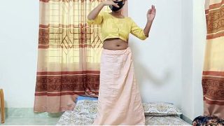 Sizzling Desi Diva Grinds And Grooves In A Steamy Xxx Dance