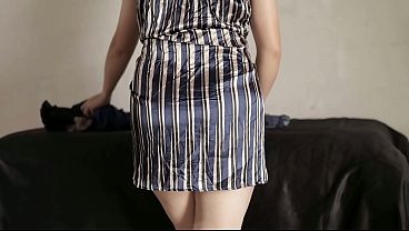 Gadis Indo Tanpa Celana Dalam Tiba-tiba Diterjang Kontol Dari Belakang Saat Beres-beres