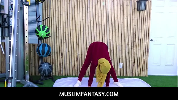 Sweat-soaked Submission: A Ripped Trainer Dominates His Exotic Arabian Client