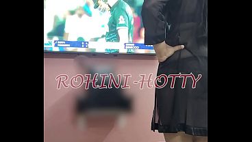 Sizzling Tamil Beauty In Full Festive Fervor