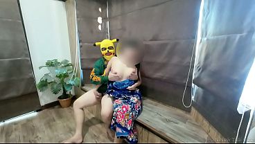 Sultry Thai Housewife Bares All In The Secret Garden