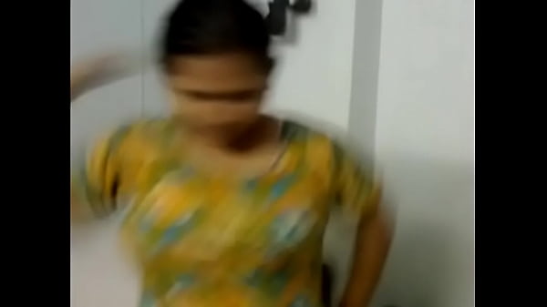 Dripping Wet And Ready For You, This Desi Beauty Just Stepped Out Of The Shower