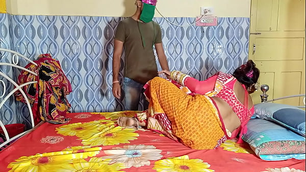 क्लिनिक में डॉक्टर ने मरीजा के साथ जबरदस्ती की, इलाज के नाम पर चोदा