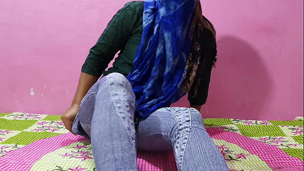 Desi Beauty Pleasures Her Man’s Cock In The Classroom