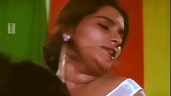 Mature Attendant’s Sensual Oil Massage For Master – Steamy 2001 Telugu Short Film