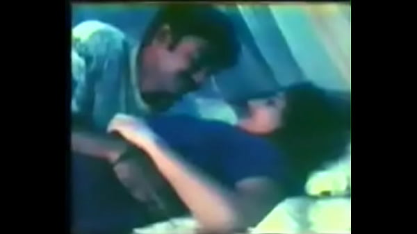 Babilona’s Busty Squeeze: A Tamil Temptress Teases