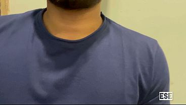 Indian Best Friend’s Mom Is An Uncontrollable Temptress