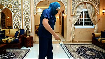 Indonesian Housemaid In Hijab Gets Ordered To Suck Her Boss’s Dick And Swallows His Load