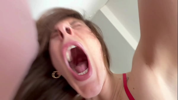 Intimate Oral Pleasure And Passionate Union