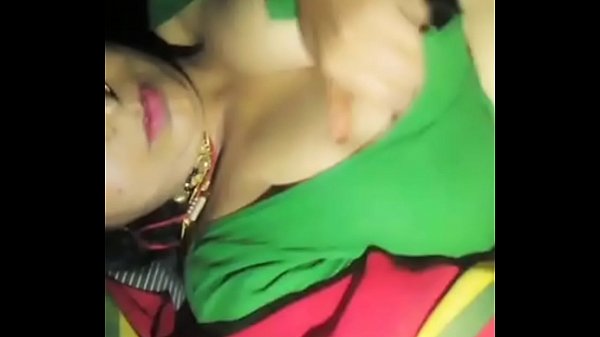 Desi Aunty Flaunting Her Big, Juicy Tits