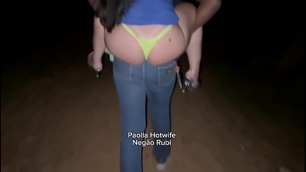Paolla Hotwife é Levada à Força Por Negão Gigante Para O Mato No Parque Flamboyant E Fode Com Ele Na Frente Do Marido Corno