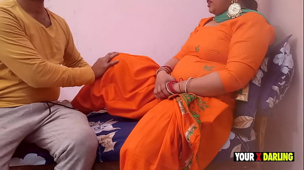 Punjabi Bhabhi Gets Fucked Nonstop By Her Servant Bihari Ramu