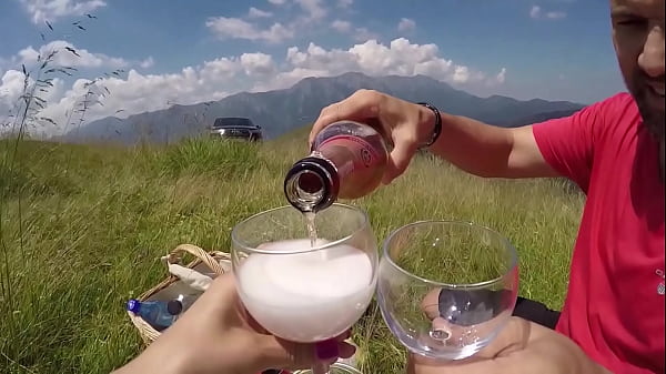 Wild And Nasty Holidays (uncut) – Episode 3: Mountain Fuck In The Open Air With Piss Play