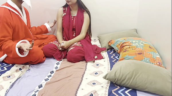 Sizzling Santa Seduction: Saara Bhabhi’s Hindi Dirty Talk Fantasy For 2026