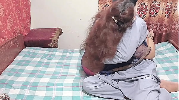 Sultry Indian Bhabhi’s Intimate Encounter